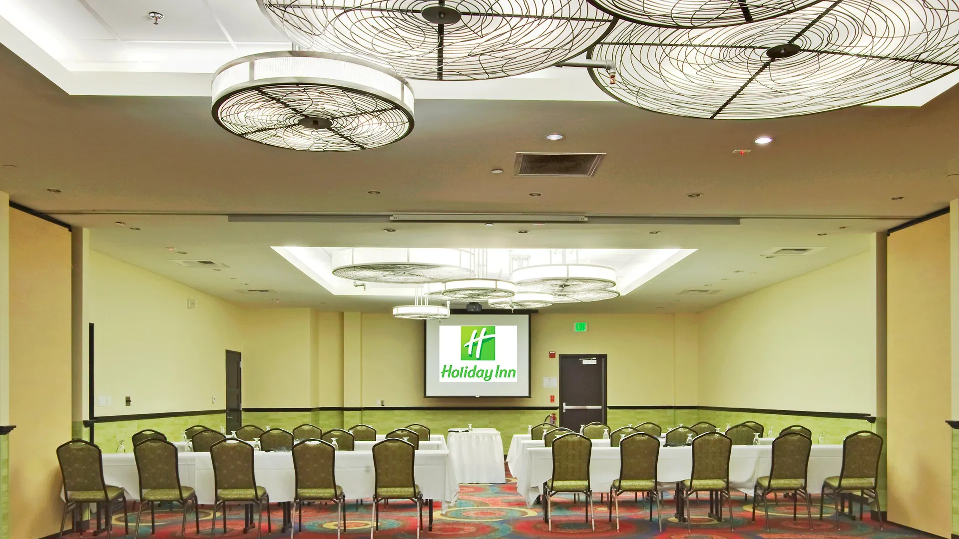 Holiday Inn Hotel & Suites Anaheim By Ihg 3*,